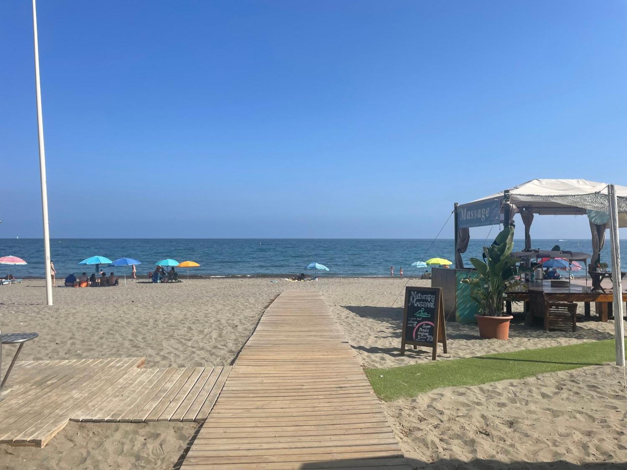 Apartment Costalita, Direct Beach Access, Ground Floor, Salt Water Pool Estepona Exteriér fotografie