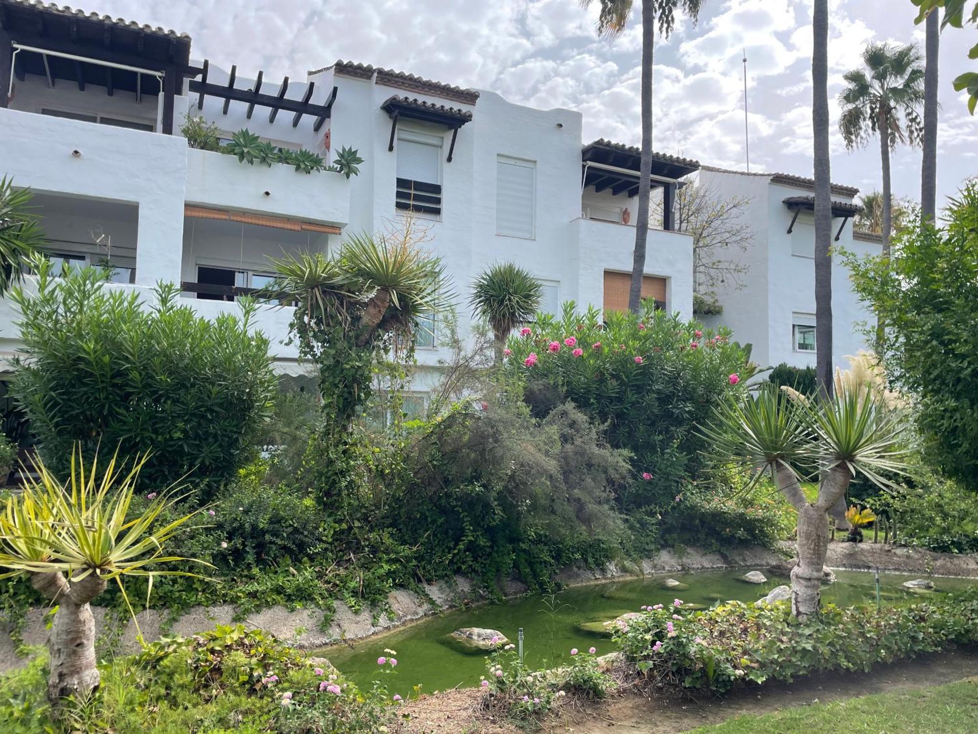 Apartment Costalita, Direct Beach Access, Ground Floor, Salt Water Pool Estepona Exteriér fotografie